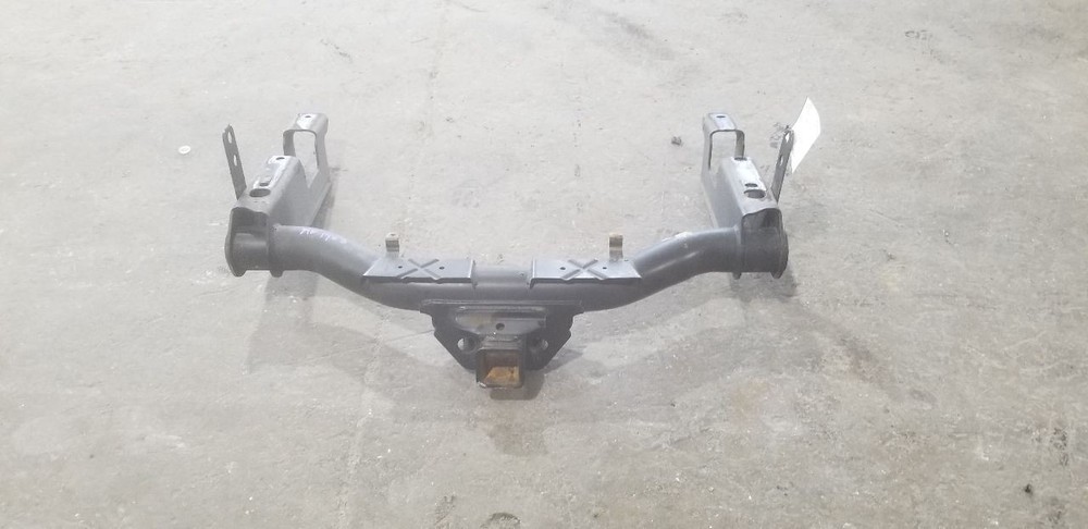 19 GMC SIERRA 3500 REAR RECEIVER TOW HITCH