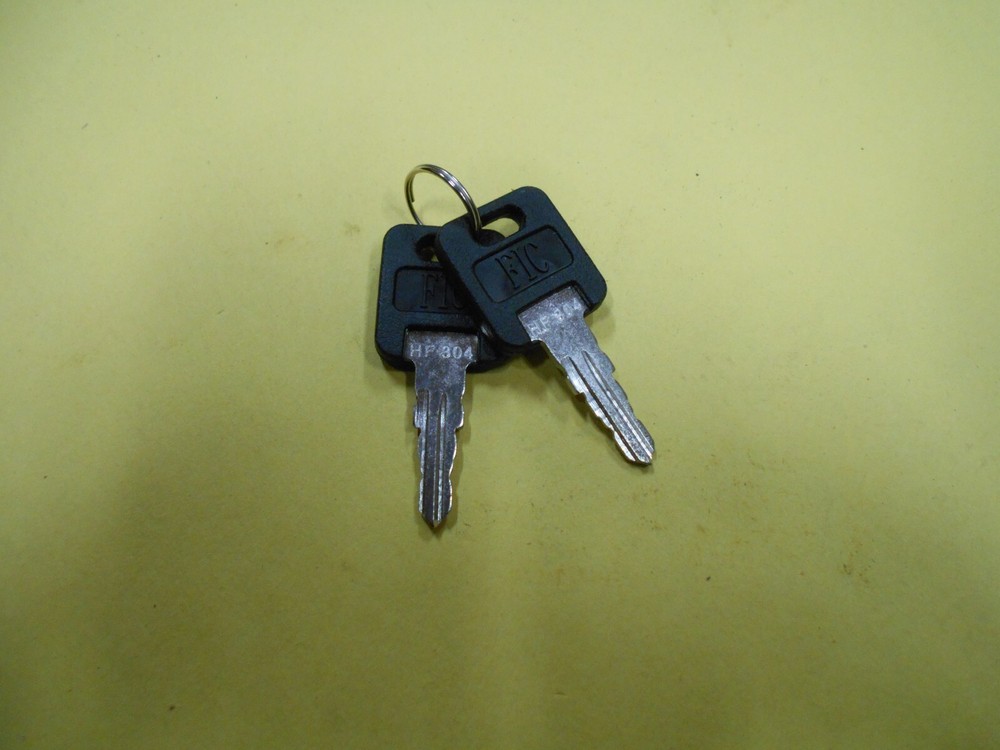 *SET OF TWO REPLACEMENT RV FIC KEYS CODE HF 304 DOOR LOCK FREE SHIP