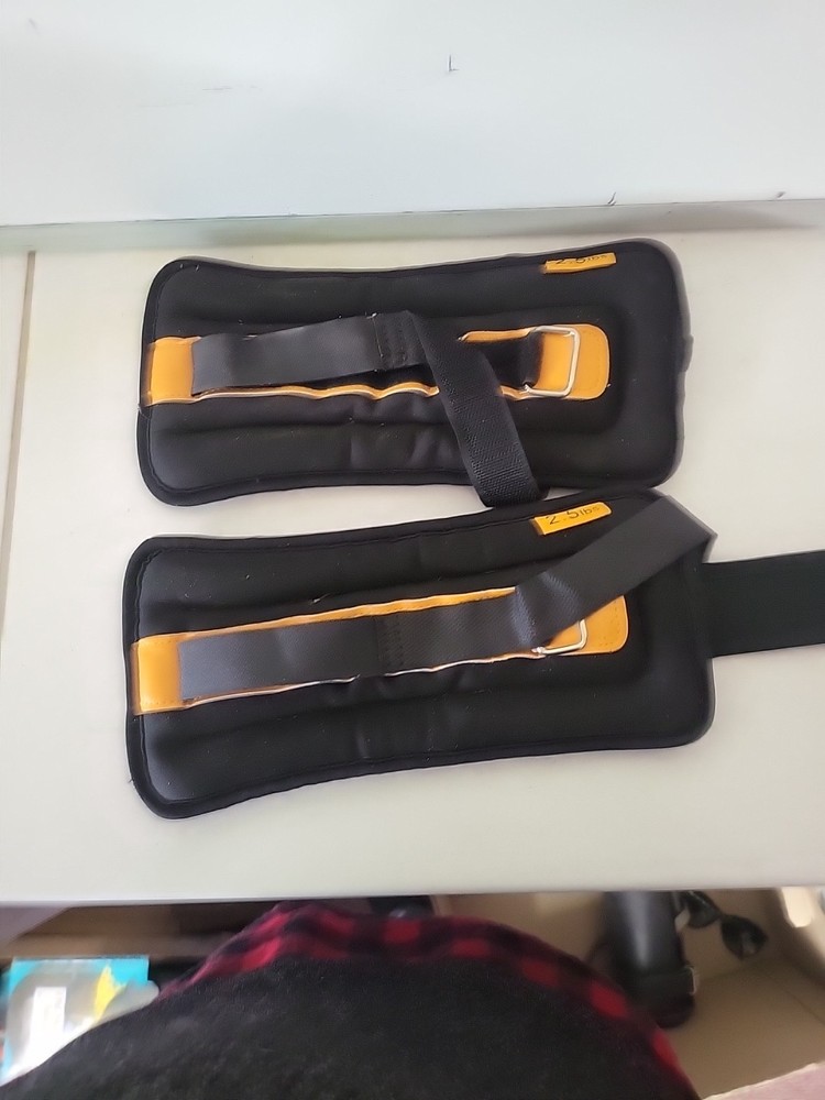 Athletic Works 2.5 lb Ankle Wrist Weights Pair Adjustable Hook Loop