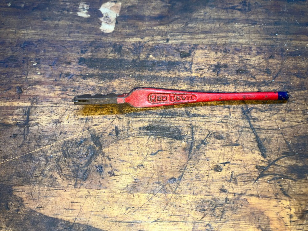 Vintage Red Devil Glass Cutter