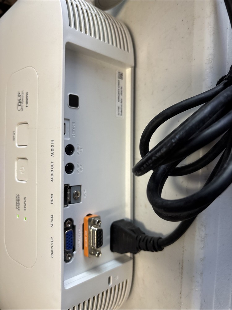 Casio XJ-V10X DLP Projector :)