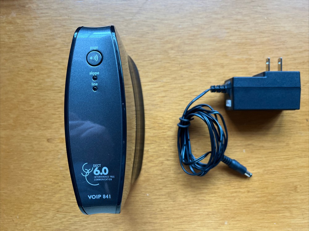 Philips VOIP841 Skype Dect 6.0 Interference Free Communication Black Router