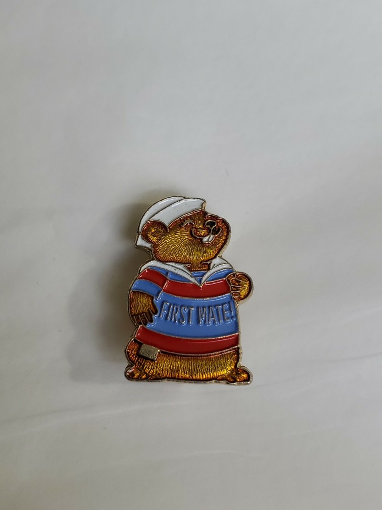 First Mate Gopher With Sailor Hat Lapel Hat Jacket Pin