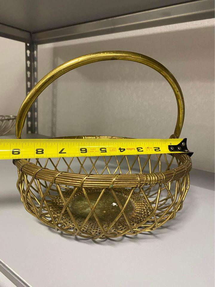 Vintage Solid 9” Brass Metal Basket with Handle 224