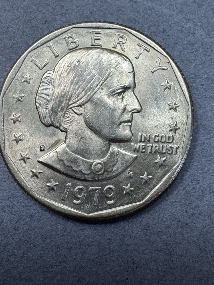 1979 D Susan B Anthony dollar / mint error “filled D” RARE Great Condition
