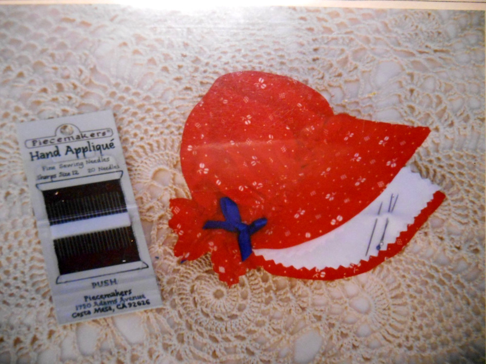 Vintage Piecemakers 1989 SUNBONNET Needle Book Keeper Safe Pattern
