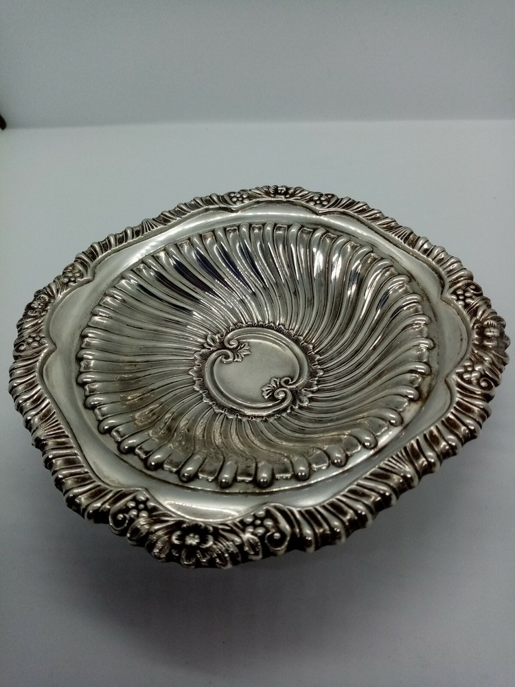 Vintage Yeoman Silver Plate engraved dish.