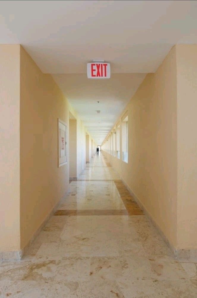 Lithonia Lighting - EXRG M6 - Contractor Select Integrated LED White Exit Sign