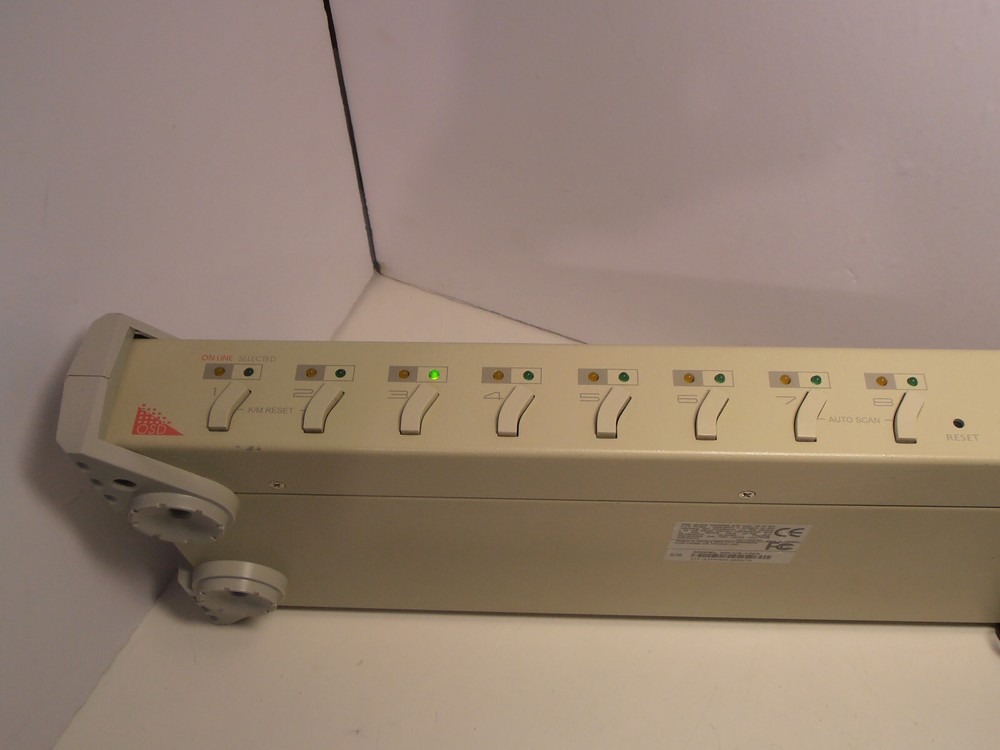 Master View max (CS138A) 8-Ports External KVM Plus switch 