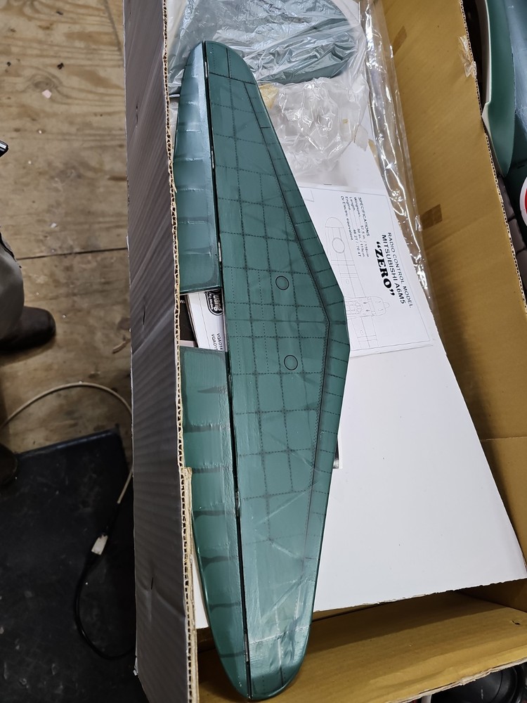 Mitsubishi A6M ZERO Arf RC AIRPLANE