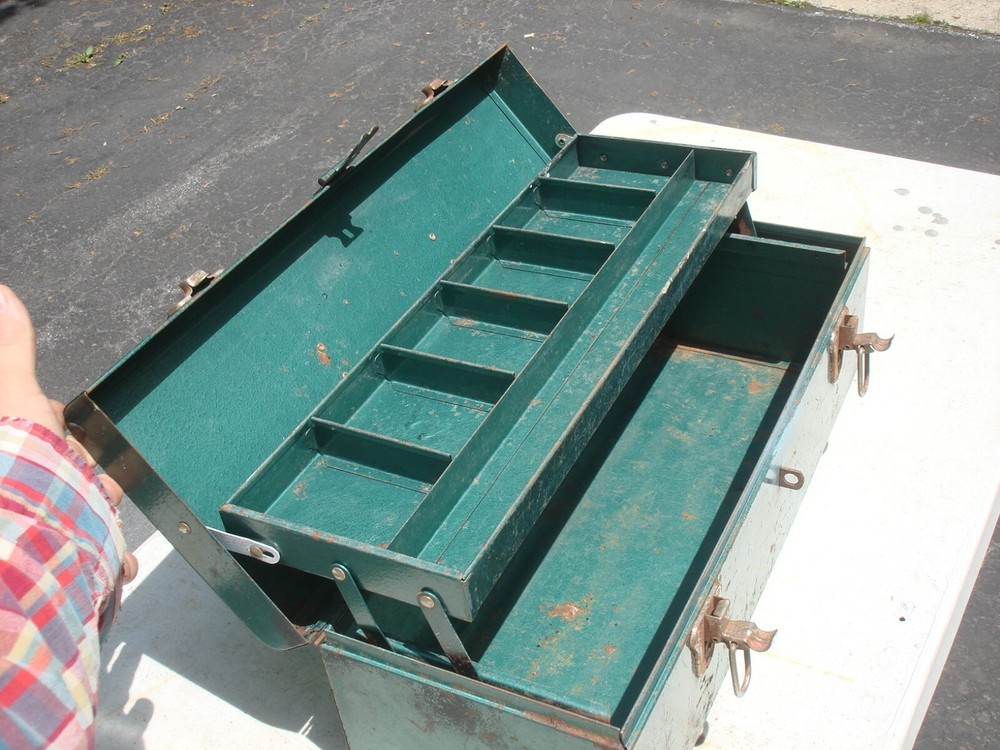 Vintage Park Portable Toolbox