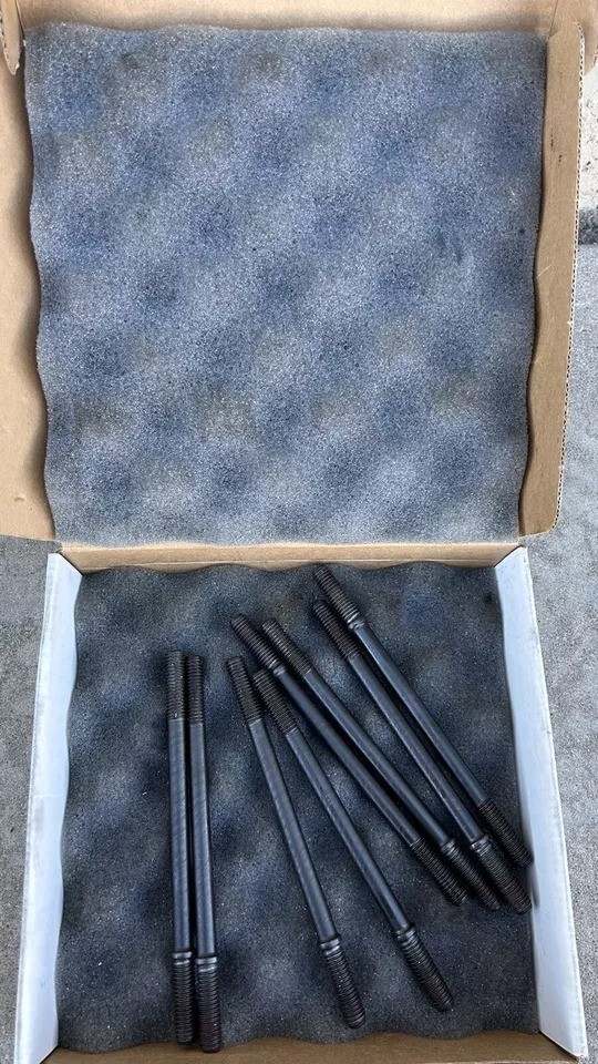 Feuling Engine Cylinder Stud Kit for Harley-Davidson Dyna 1999-2017