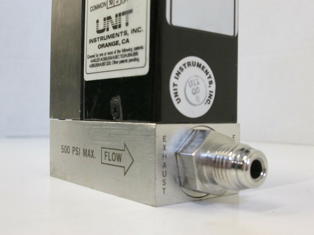 Unit UFC-1400A Mass Flow Controller, O2, 7 SLM