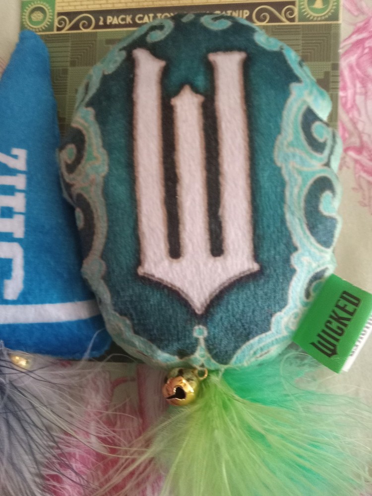 NWT 2 Pack Wicked Cat Toys