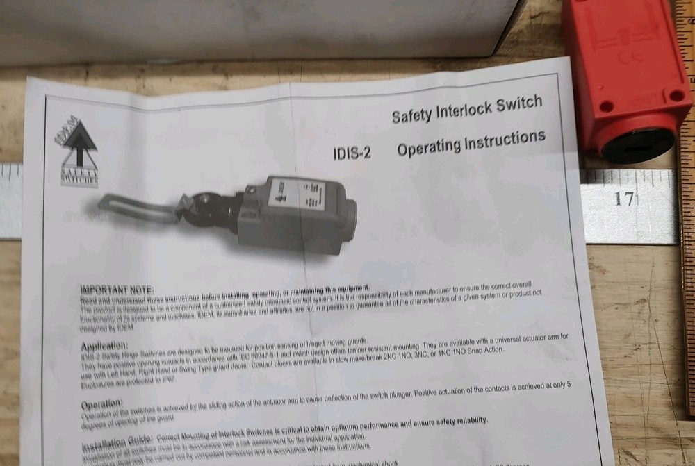 NEW IDEM SAFETY Interlock SWITCH IDIS-192005 240VAC