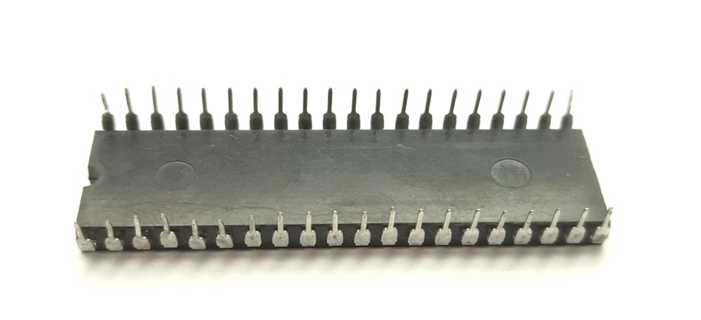 NPM PCL-240AK Programmable Single-Chip High Speed Pulse Generator 40-Pin DIP