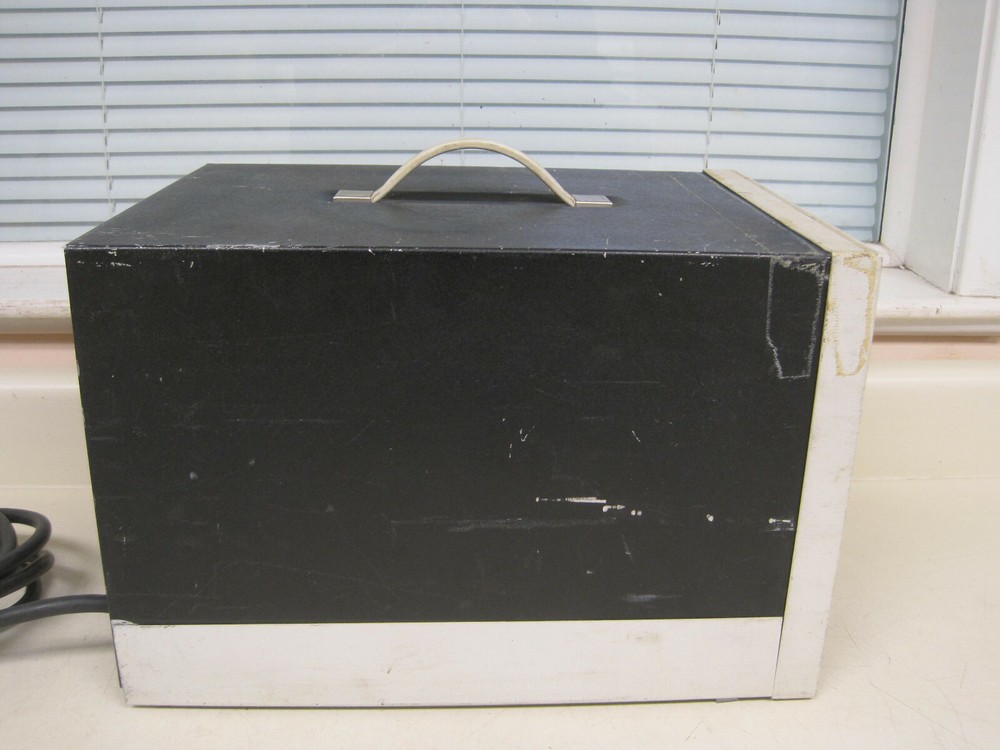 Rotel RLC 1050-4 External Counter Universal Function AC/DC Power Supply Unit