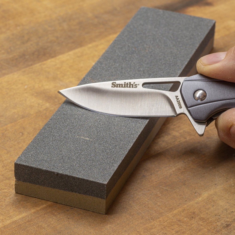 Smith’s 50821 8” Grit Combination Sharpening Stone – Gray