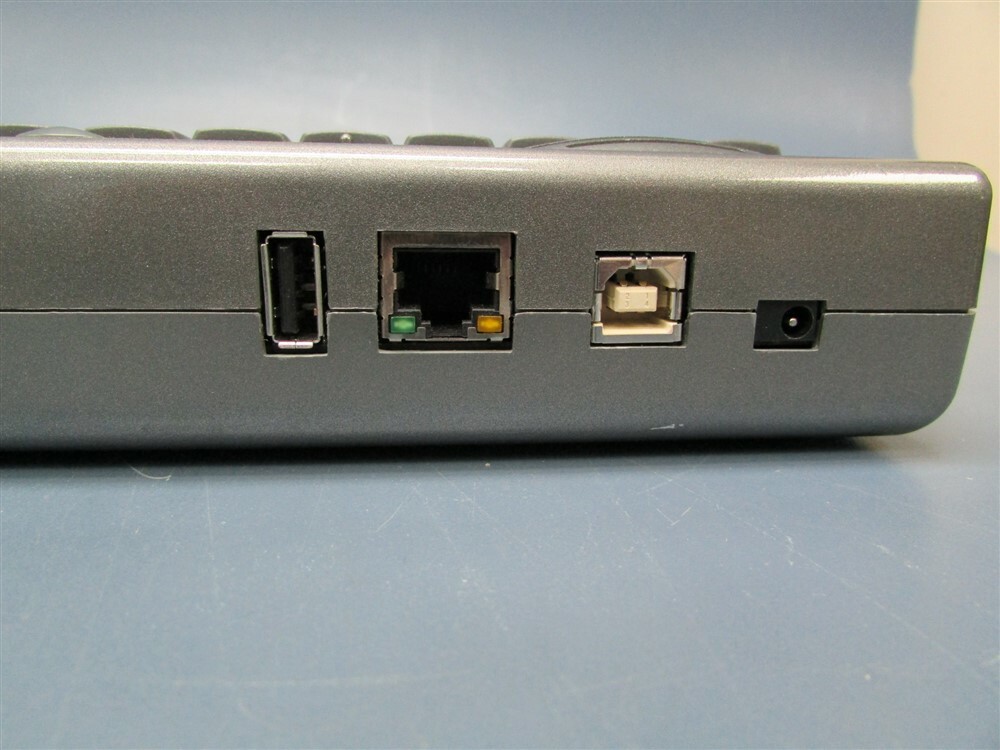 Used APH Braille +Docking Station EBD-Q30 Untested
