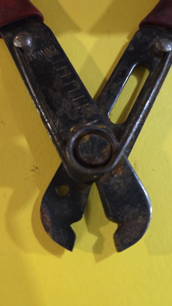 Multi-Function Wire Stripping & Cutting Pliers – Electrical Hand Tool Stripper