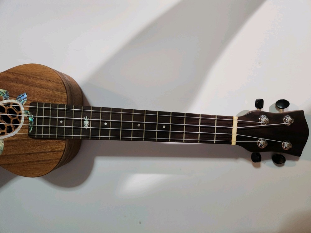 Solid Wood Concert Ukulele Bruce Wei