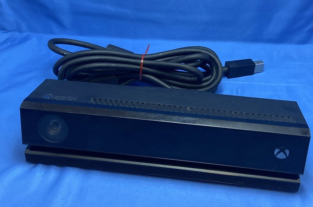 Microsoft Xbox One Kinect Wired Motion Sensor Black Model 1520 OEM- Ships Fast