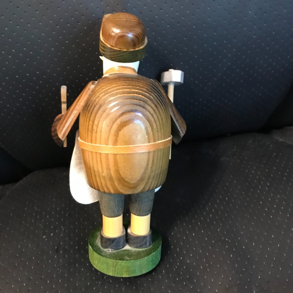 Unmarked German Smoker: Wood Worker - AOx