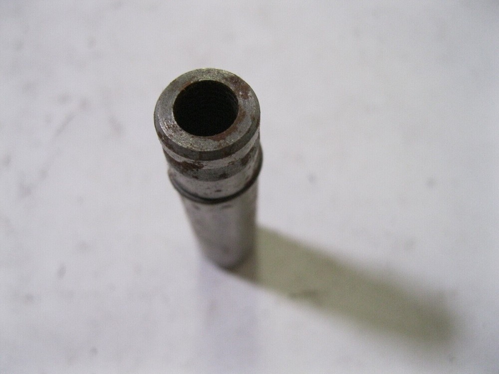 SB International 140-8021 Valve Train Components - Engine Valve Guide