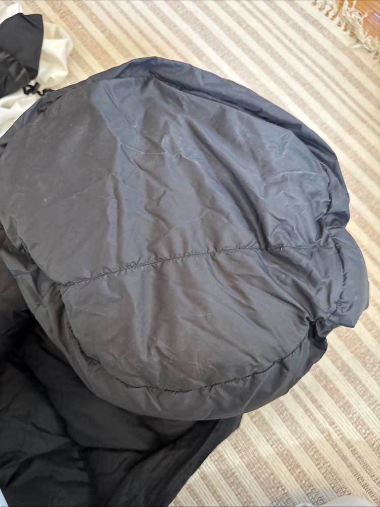 Midwest Mountaineering Down Filled Sleeping Bag. EUC