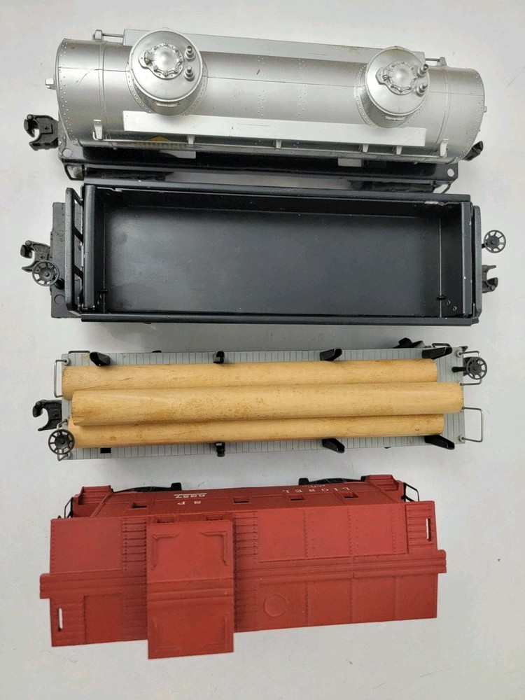 Postwar Lionel 1459WS Freight Set