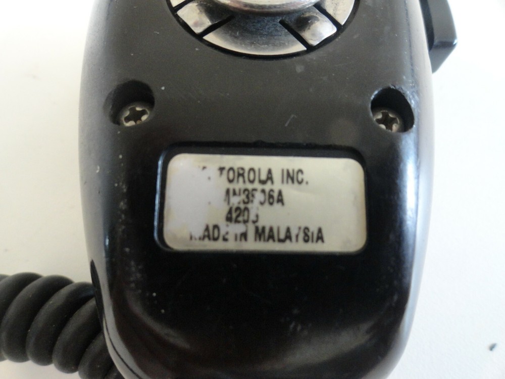 LL6: Motorola Speaker Microphone