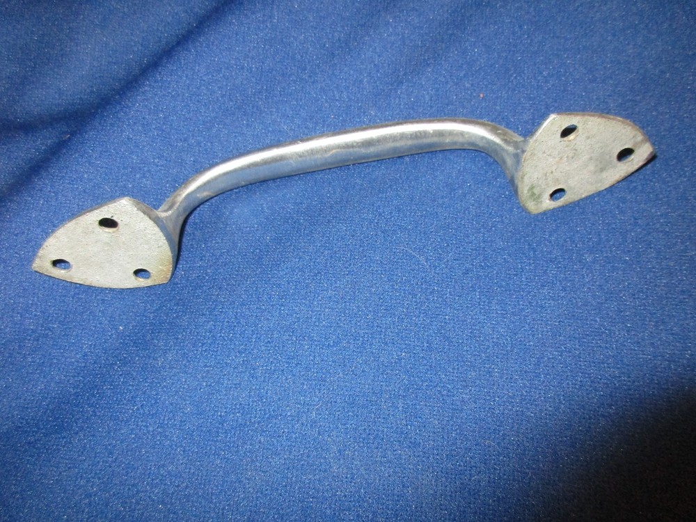 HANDLE WHITE METAL 7.5" LONG