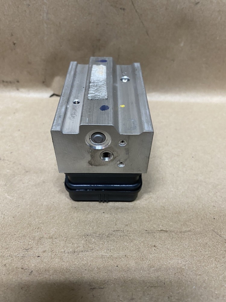 21 22 ktm 200 duke ABS PUMP UNIT MODULE OEM GOOD #0199