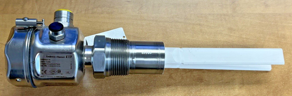 Endress + Hauser FTM50-DGJAA4A73AA Vibronic Point Level Detection Soliphant