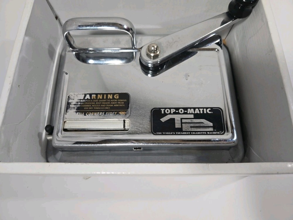 TOP-O-MATIC-T2'CIGARETTE ROLLING MACHINE W/BOX