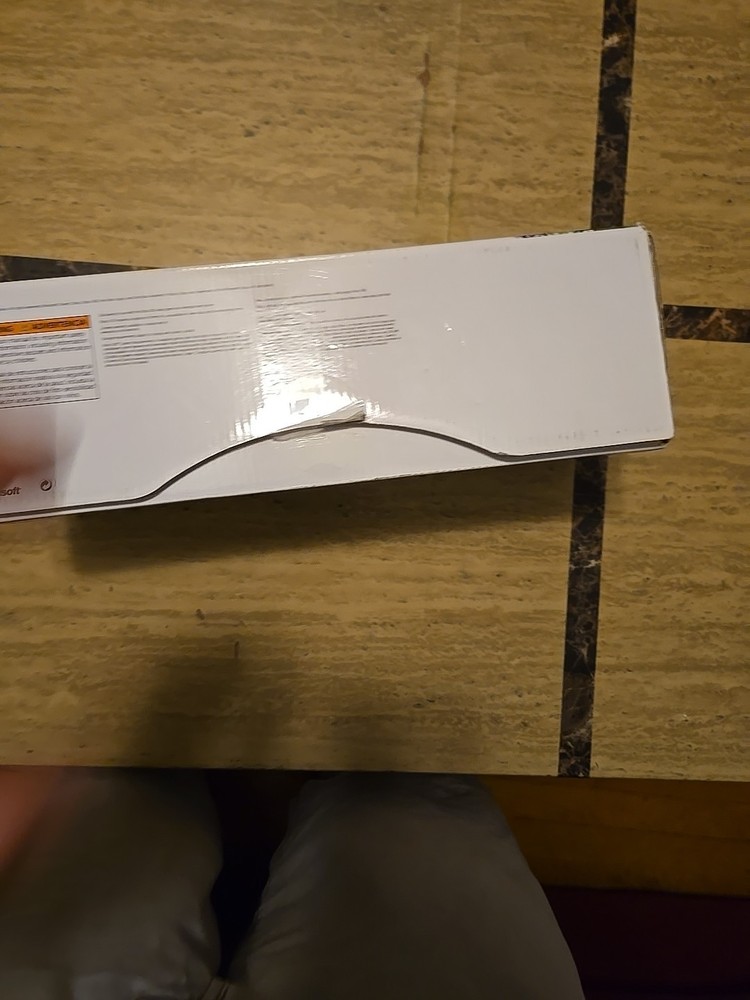 Microsoft LPF-00004 Motion Sensing Gaming Controller For Xbox 360