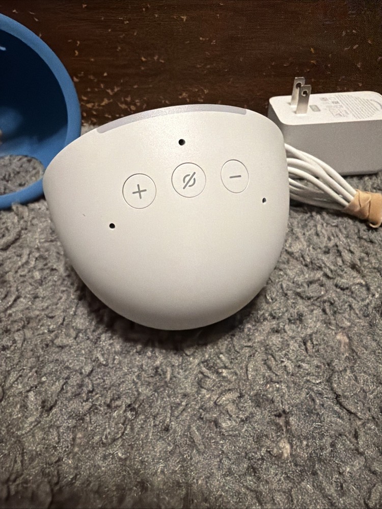 Amazon Echo Pop WiFi/Bluetooth Smart Speaker C2H4R9 White Tested