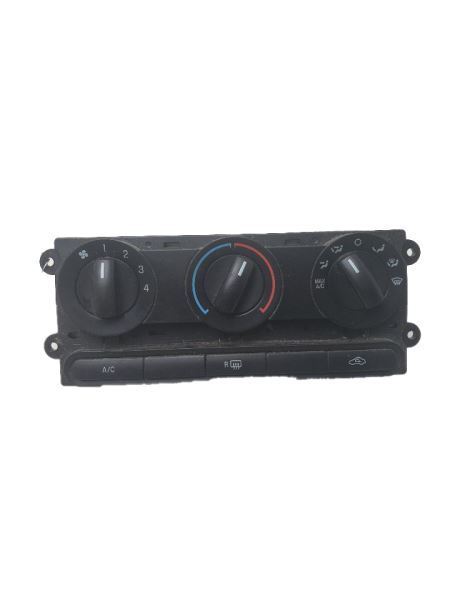 Used A/C Selector Switch fits: 2008 Ford Taurus front dash mounted AC manual con