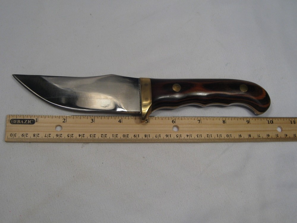 CUSTOM D.J. HUGHES Fixed Blade Knife. #25