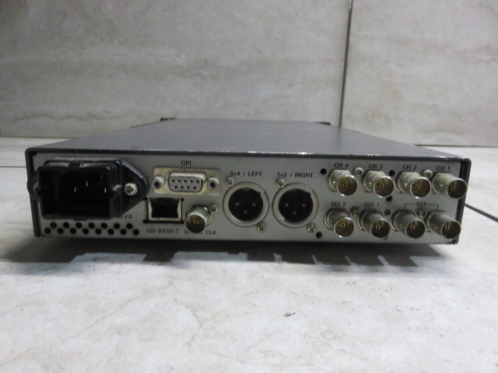 TEKTRONIX SPG-300 DIGITAL SYNC PULSE GENERATOR