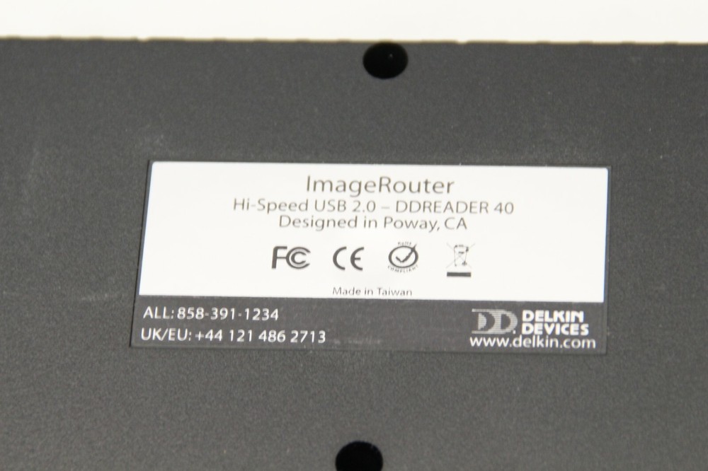 Delkin Devices Image Router USB 2.0 CF Card Four-Slot Reader DDREADER 40