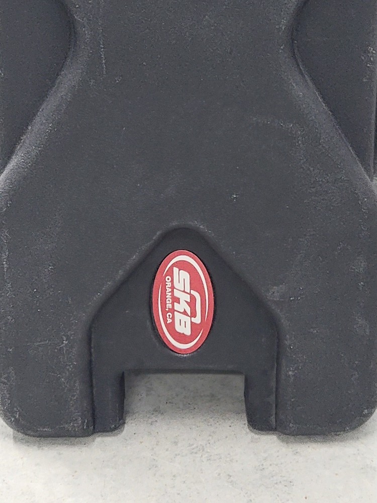 SKB 402-462 Rolling Shock Rack Hard Case