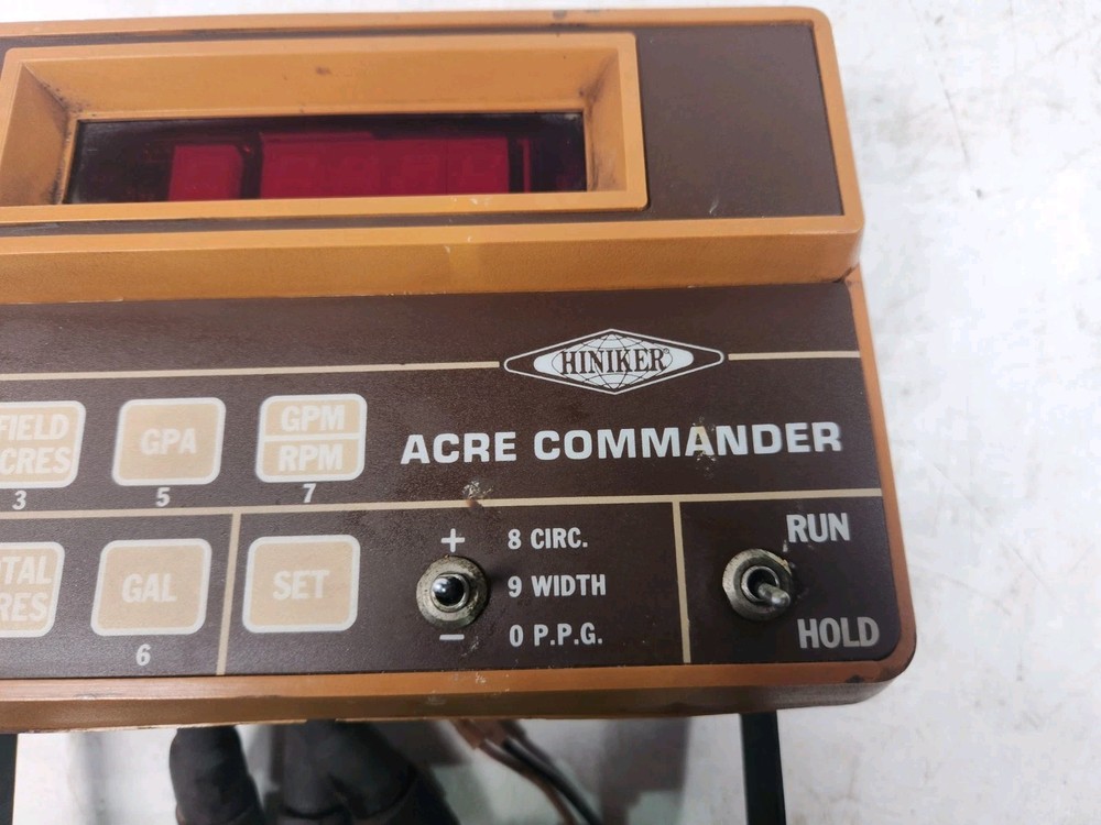 Hiniker Acre Commander.Sprayer Farm Controller