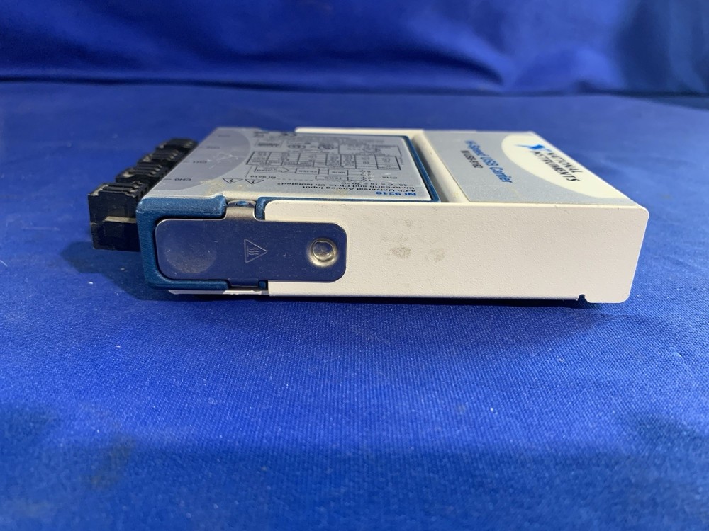 National Instruments NI 9219 cDAQ Universal Analog Input Module USB-9162 Chassis