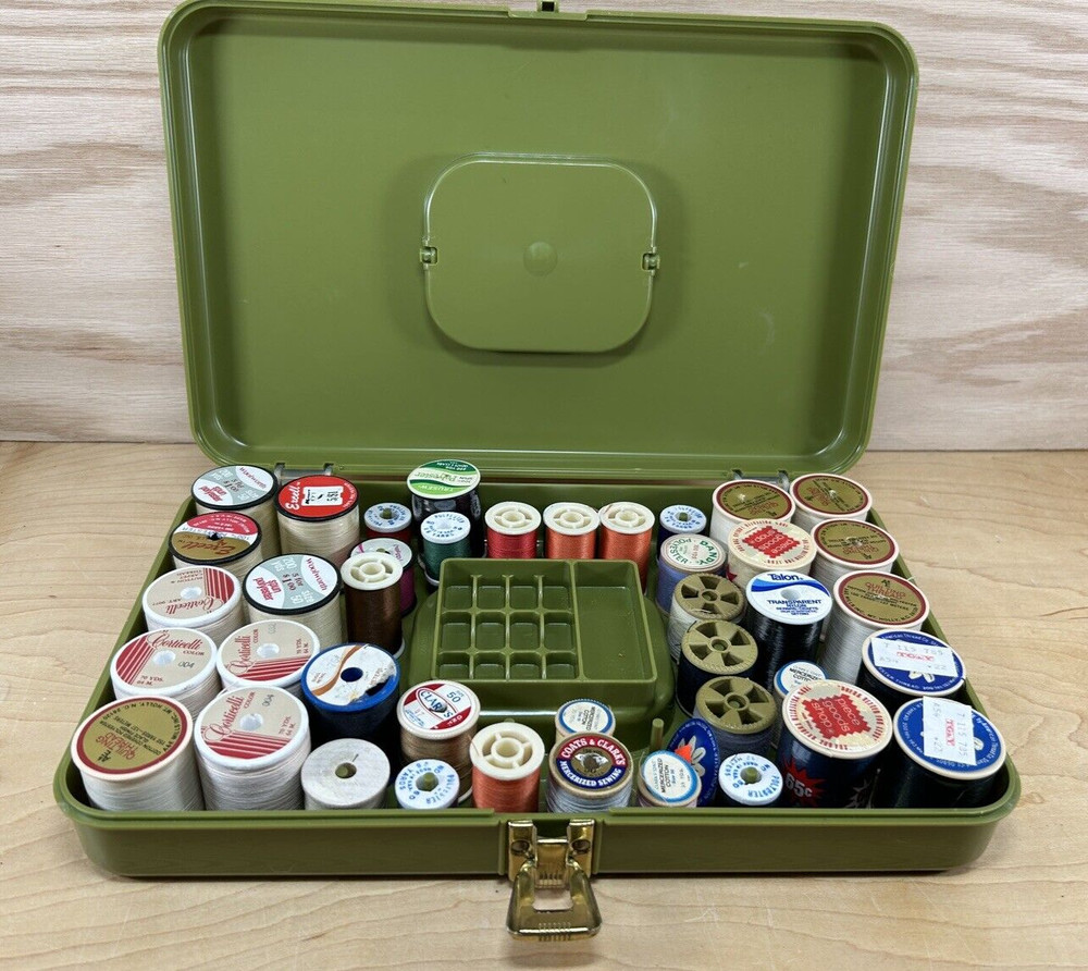Vintage Plastic WIL-HOLD Wilson Green Sewing Thread Box Holder Spools Thread