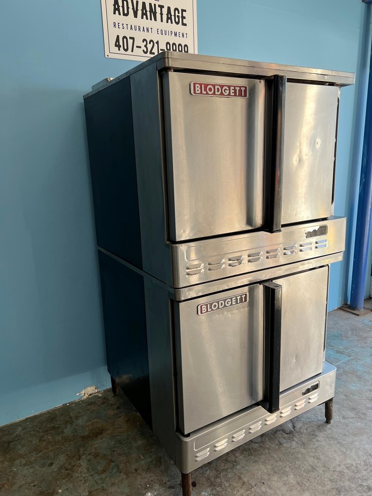 Blodgett DFG-100 Solid Door Double Stack Gas Convection Oven - Preowned -