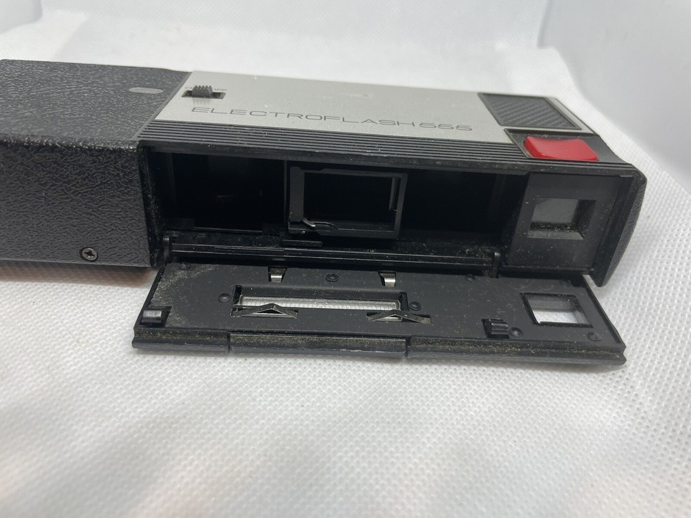 Vintage Continental ELECTROFLASH 555 Camera
