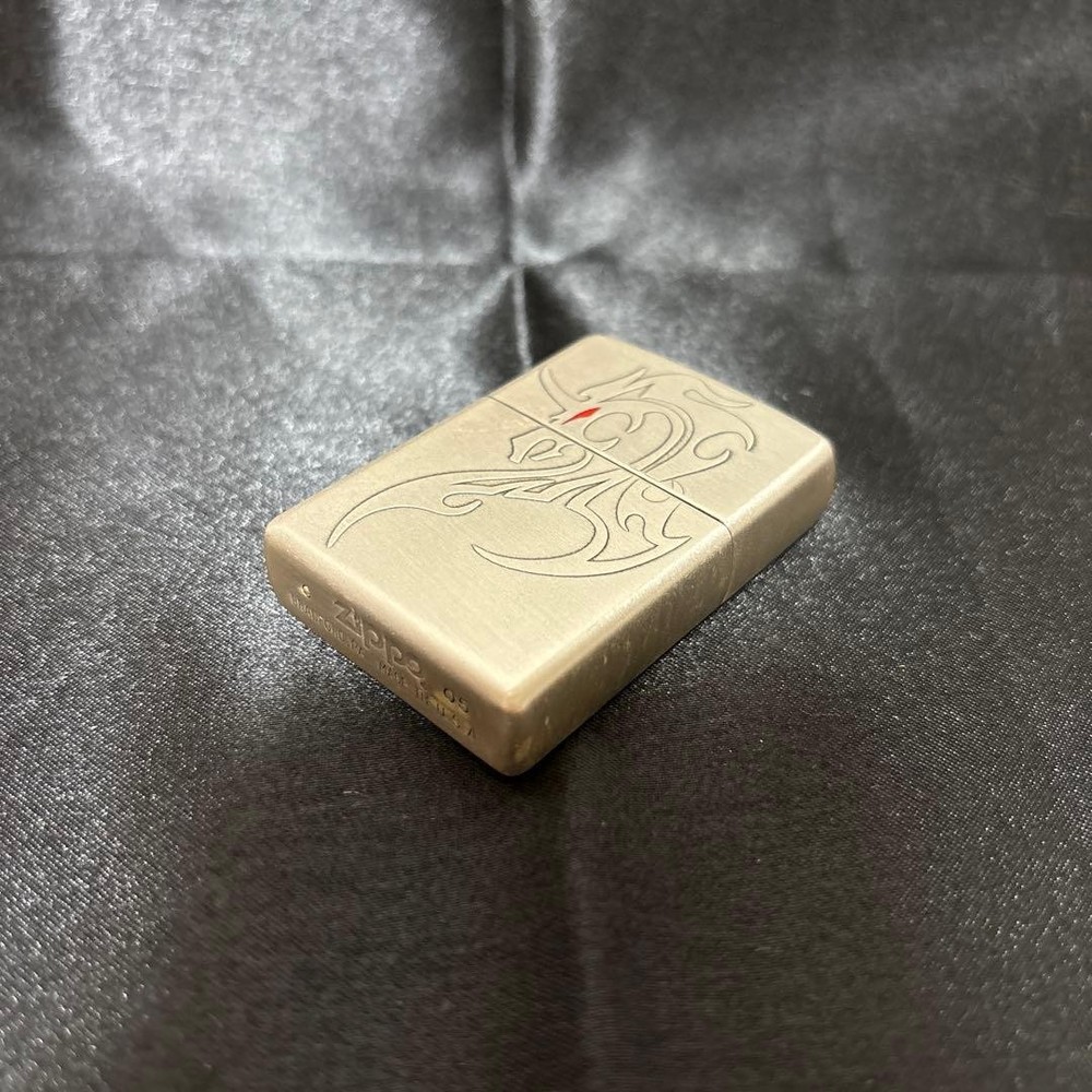 ZIPPO Dragon Red Eye