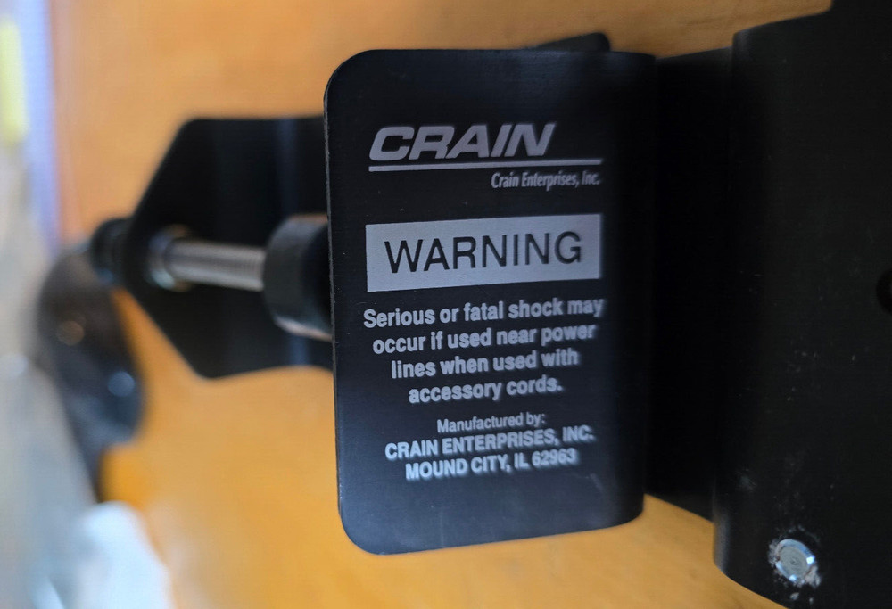 Crain Laser Alignment Rod Eye bracket