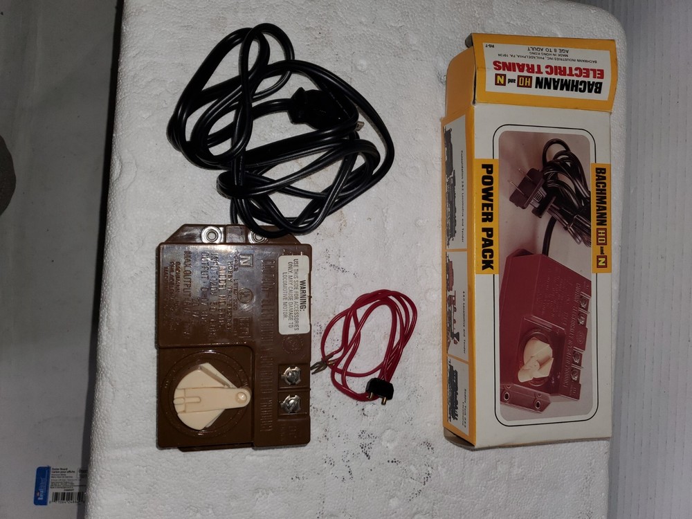 BACHMANN HO and N POWER PACK Model No. 6605  - NOS